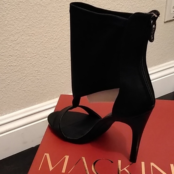 SOLD 💖Sexy Heels by Mackin J - Picture 3 of 7